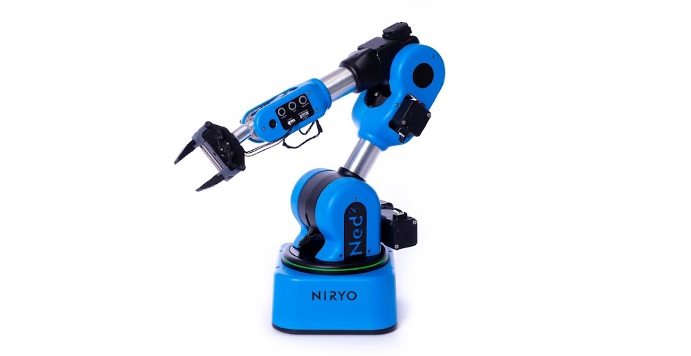 Niryo, la startup lilloise qui démocratise l’usage des bras robotiques