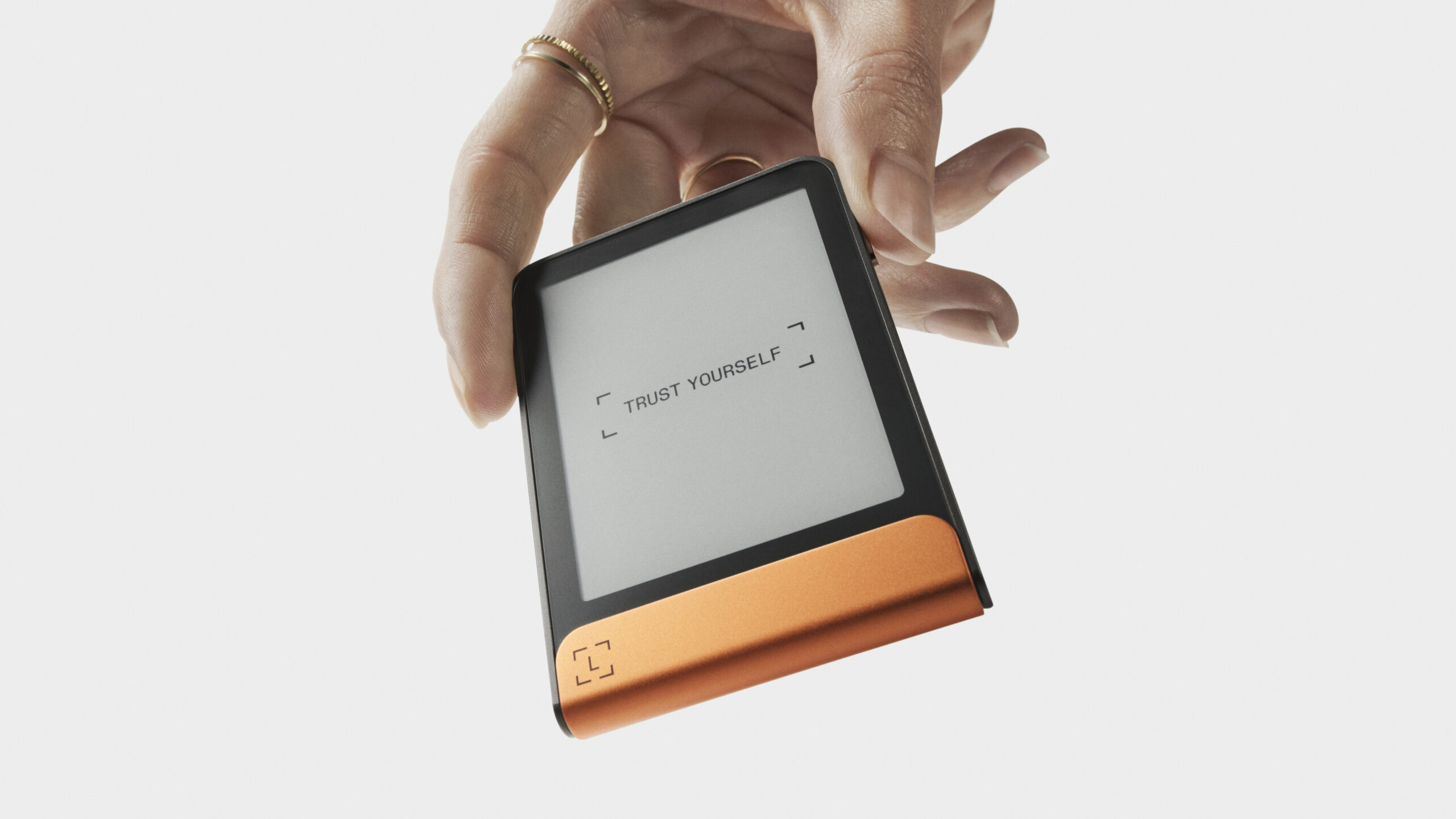 Après son «crypto-iPod», Ledger dégaine un nouveau wallet pour entrer dans  une nouvelle ère