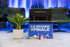 Fund-Truck-2025-3-decor